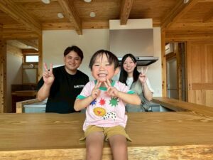 知立市の吹き抜けとひのきが香る真壁造りの家